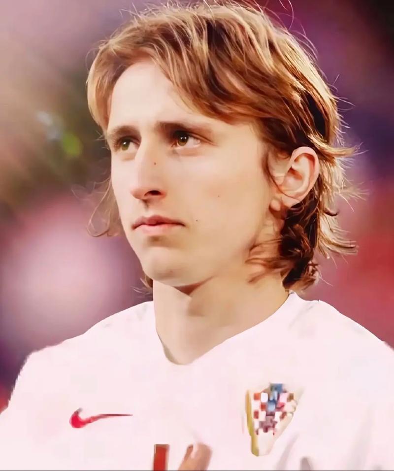 NBA：湖人加时险胜掘金 詹姆斯砍下38分