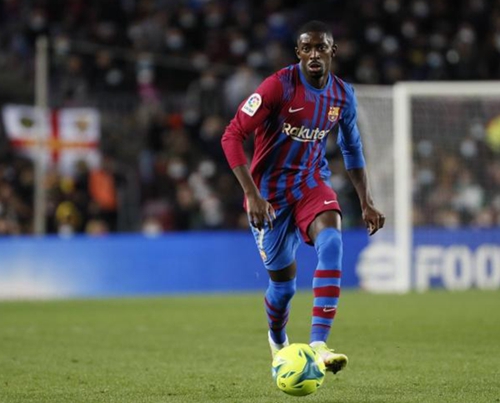 曼联对阵埃弗顿豪取42胜，太妃糖本赛季平均首发年龄最大