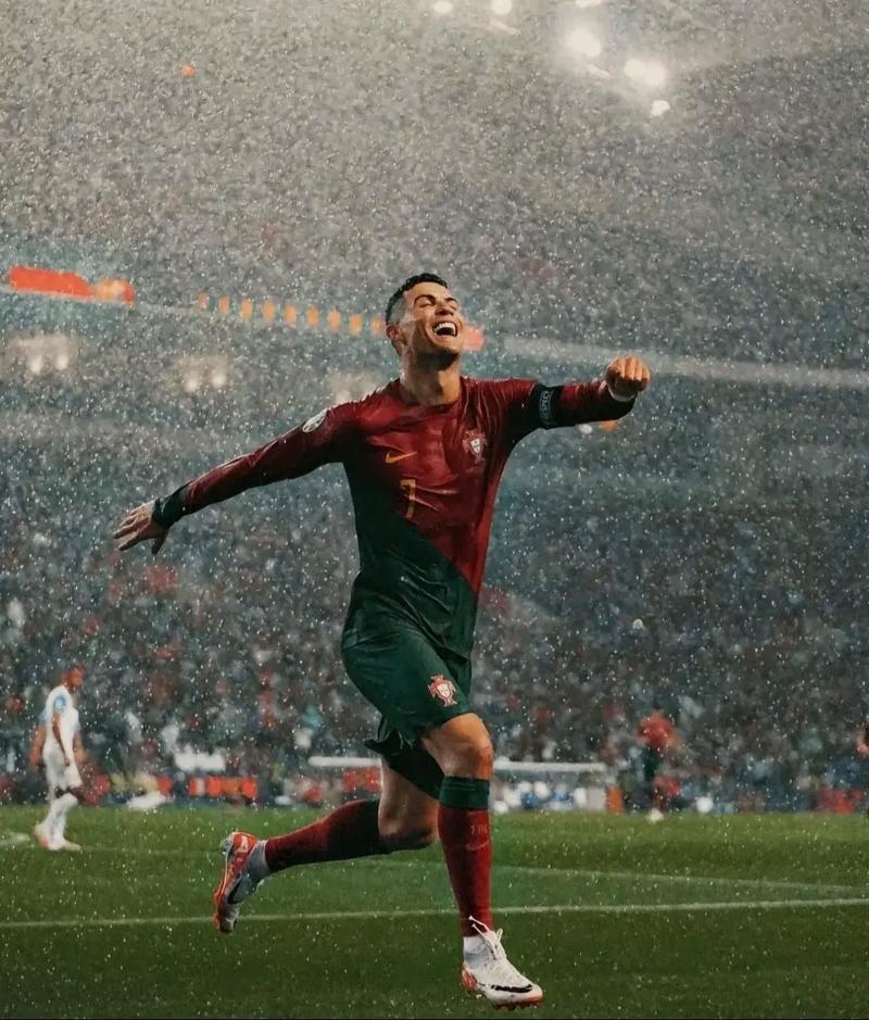 詹卢卡-曼奇尼：现在才11月，谈罗马争冠为时过早