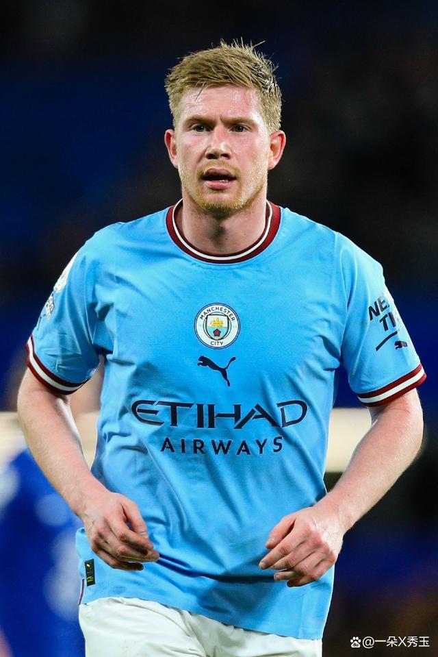 值得敬佩，凯拉特十名球迷远征近5000公里，在丹麦为球队助威